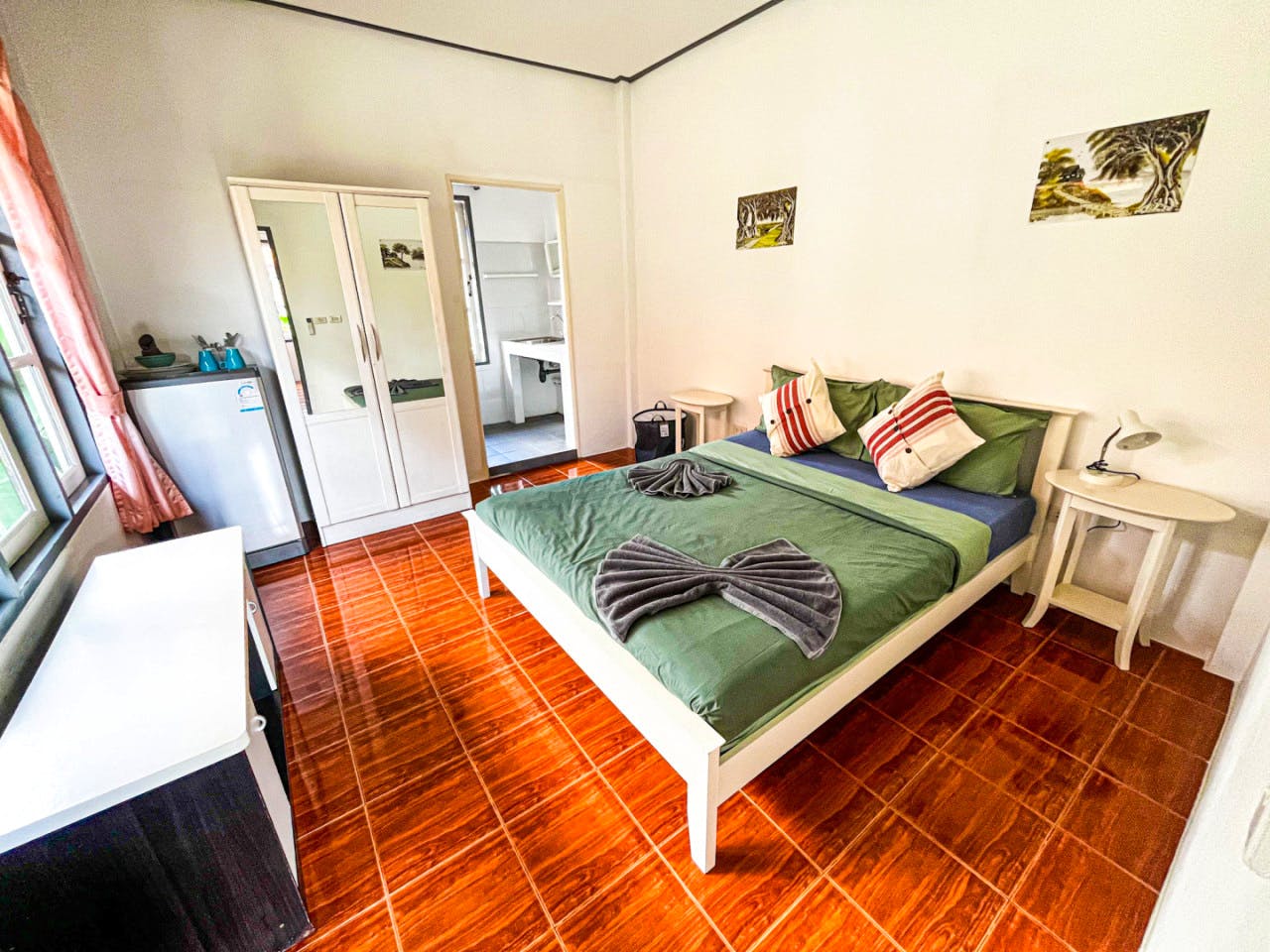  Room + Office Space  -  Charming Coliving in Koh Samui's Serene Tambon Maret  - Gallery -  3
