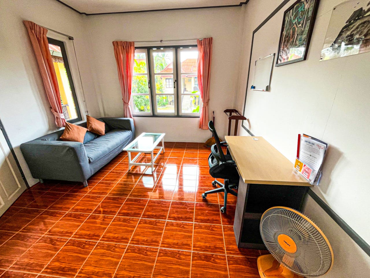  Room + Office Space  -  Charming Coliving in Koh Samui's Serene Tambon Maret  - Gallery -  7