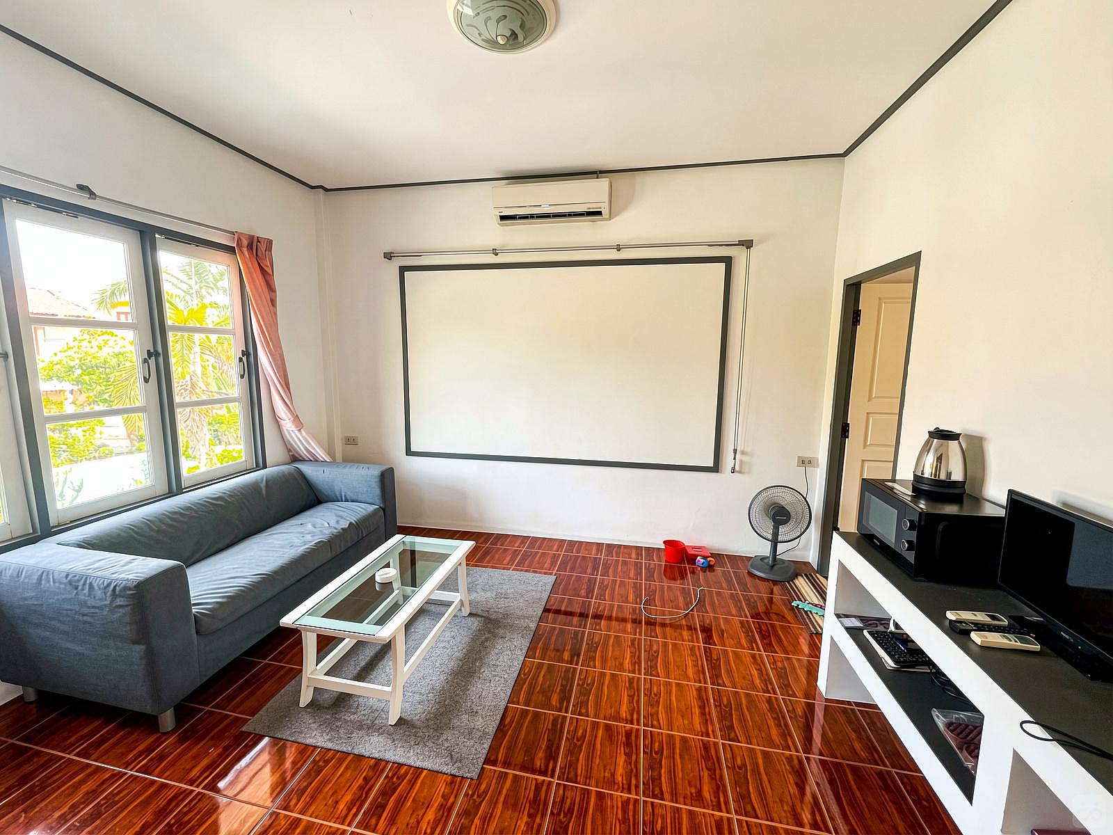 Room + Office Space - Charming Coliving in Koh Samui's Serene Tambon Maret - Gallery - 93