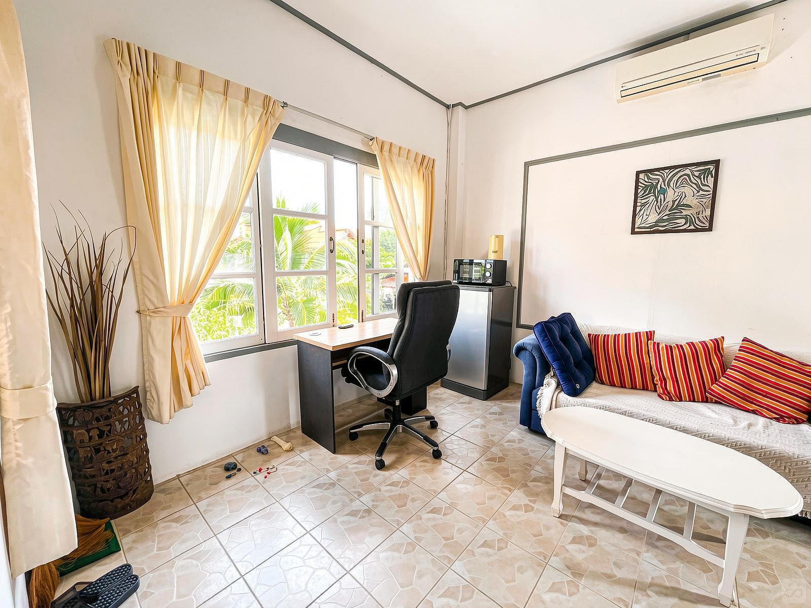 Room + Office Space - Charming Coliving in Koh Samui's Serene Tambon Maret - Gallery - 100
