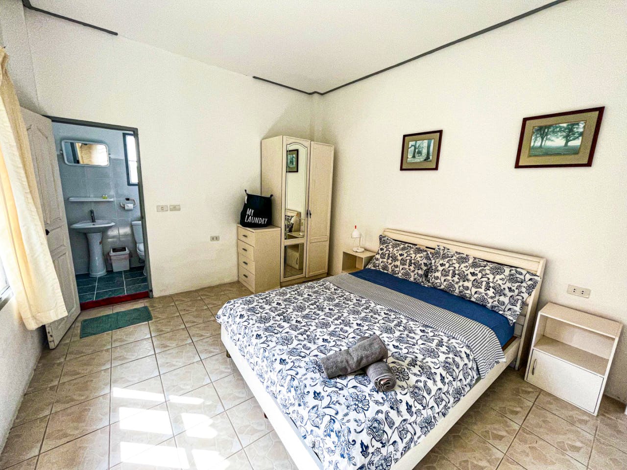  Room + Office Space  -  Charming Coliving in Koh Samui's Serene Tambon Maret  - Gallery -  22