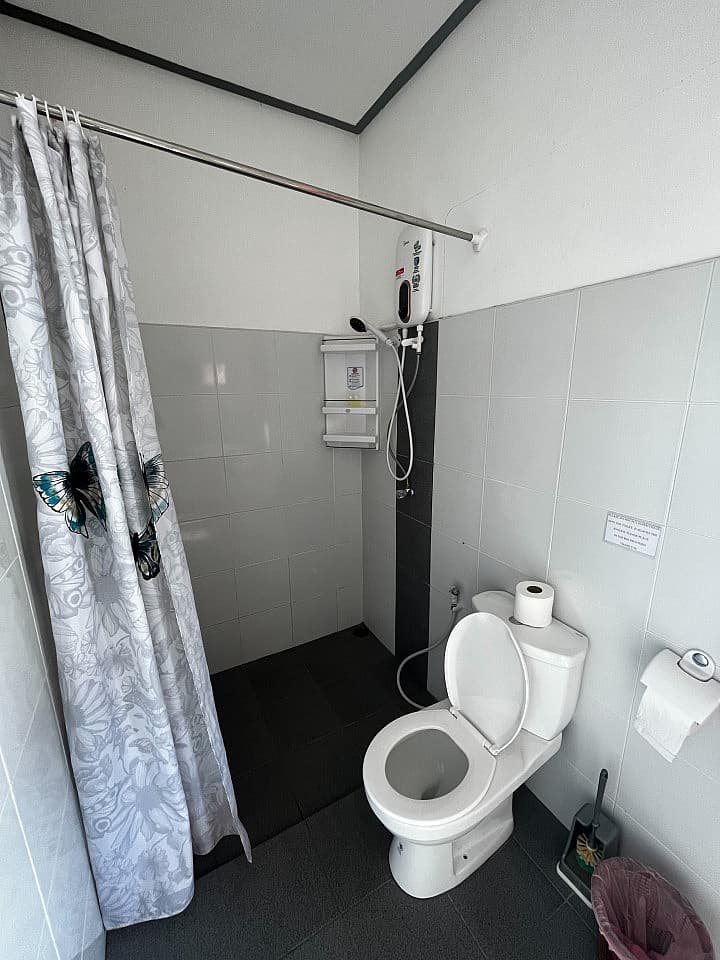 Room + Office Space - Charming Coliving in Koh Samui's Serene Tambon Maret - Gallery - 46