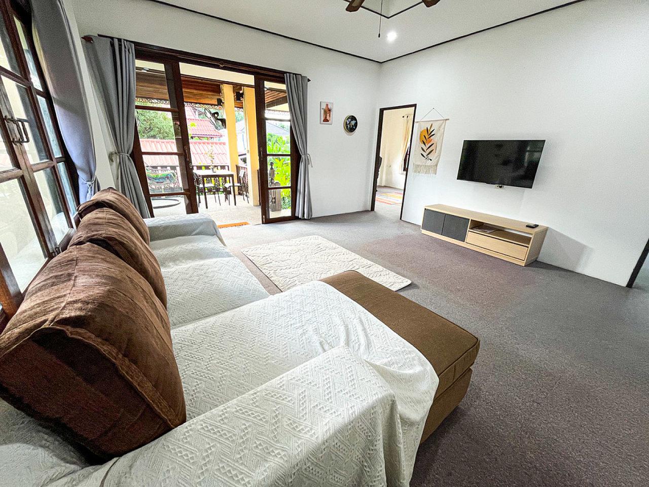  Bed In A 2-Bed Males Only Room  -  Charming Coliving in Koh Samui's Serene Tambon Maret  - Gallery -  31