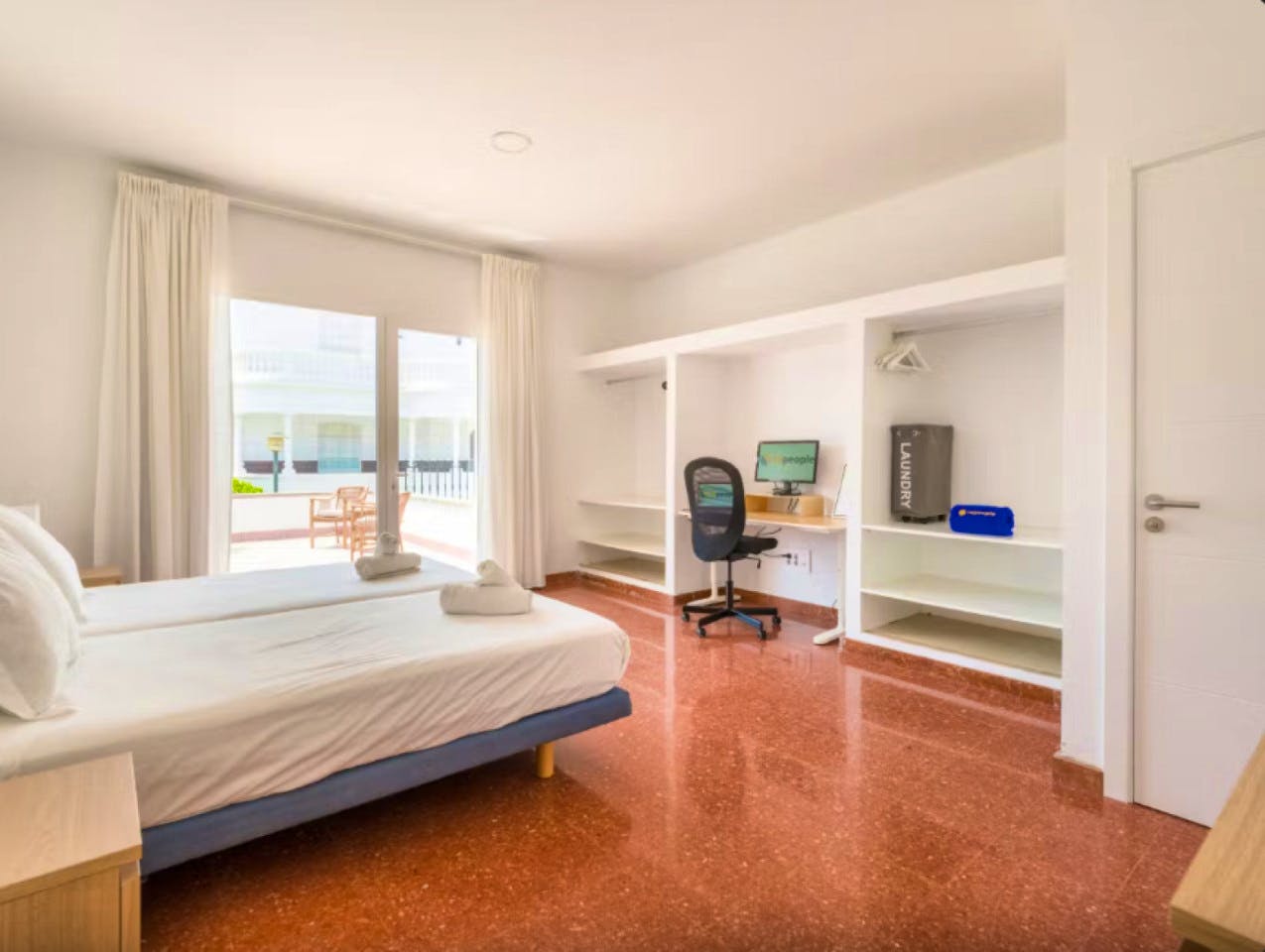 Room I - Stunning villa near Pío XII (colegio Teresiano) Bus Stop - Gallery - 27