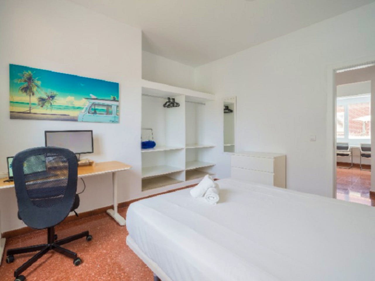 Room I - Stunning villa near Pío XII (colegio Teresiano) Bus Stop - Gallery - 10