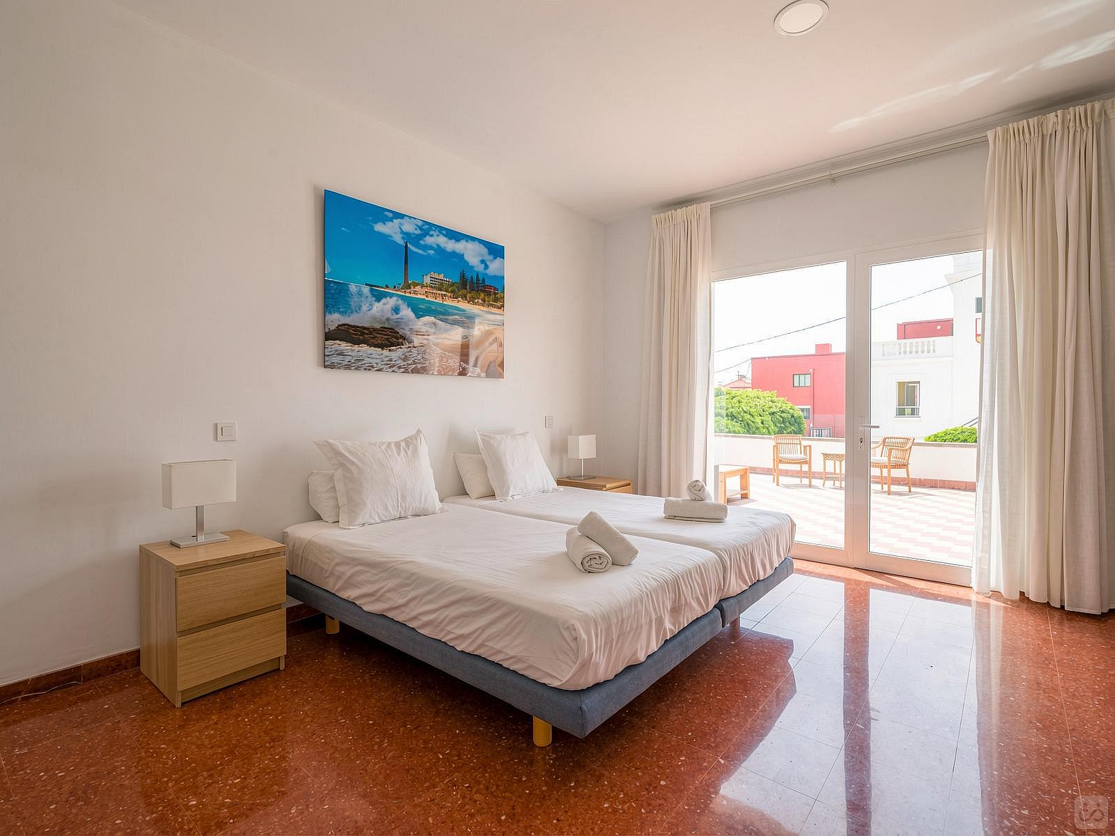 Room II - Stunning villa near Pío XII (colegio Teresiano) Bus Stop - Gallery - 27