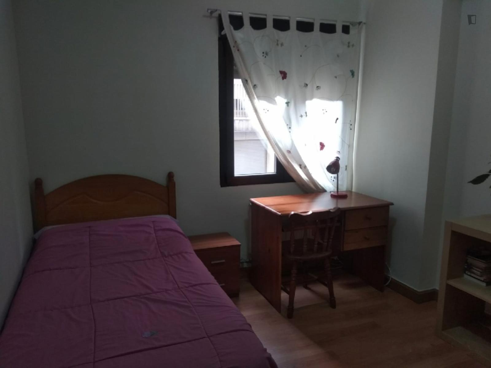 Nice Single Bedroom Close To Faculty Of Psychology - 1