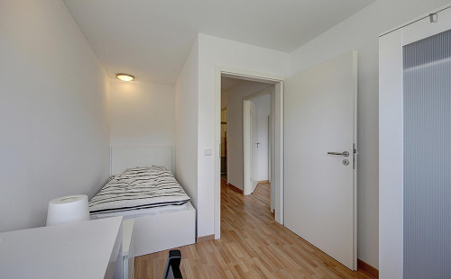 Cute single bedroom in Bad Cannstatt