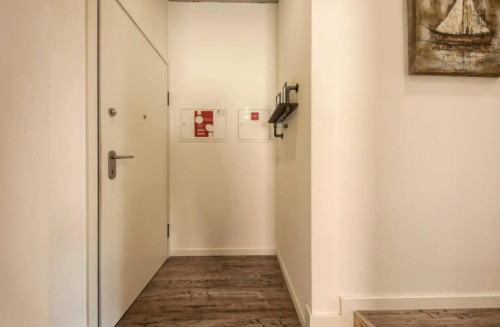 Vintage 1 Bedroom Apartment close to  Infante Dom Pedro Park