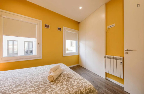 Vintage 1 Bedroom Apartment close to  Infante Dom Pedro Park - Gallery - 23
