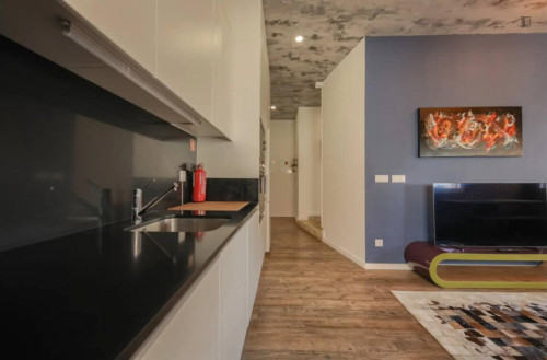 Vintage 1 Bedroom Apartment close to  Infante Dom Pedro Park - Gallery - 13