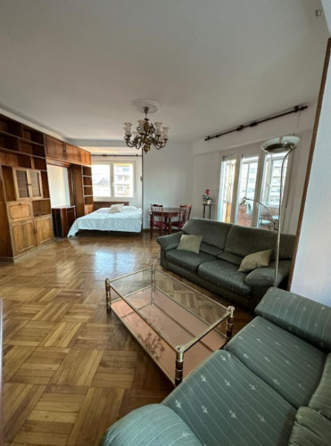 Big double bedroom near Parque Campo Grande