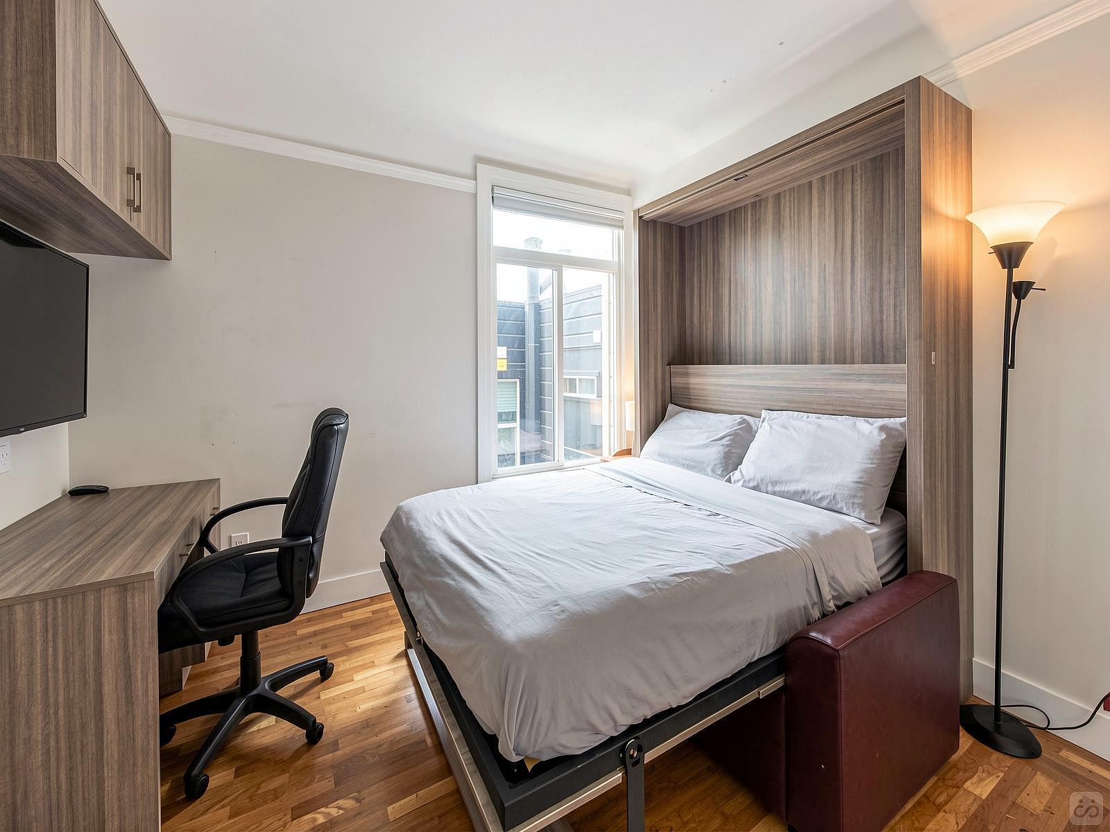  Room 3  -  New 2020 Rebuild w/ Shared Patio + Yard  - Gallery -  24