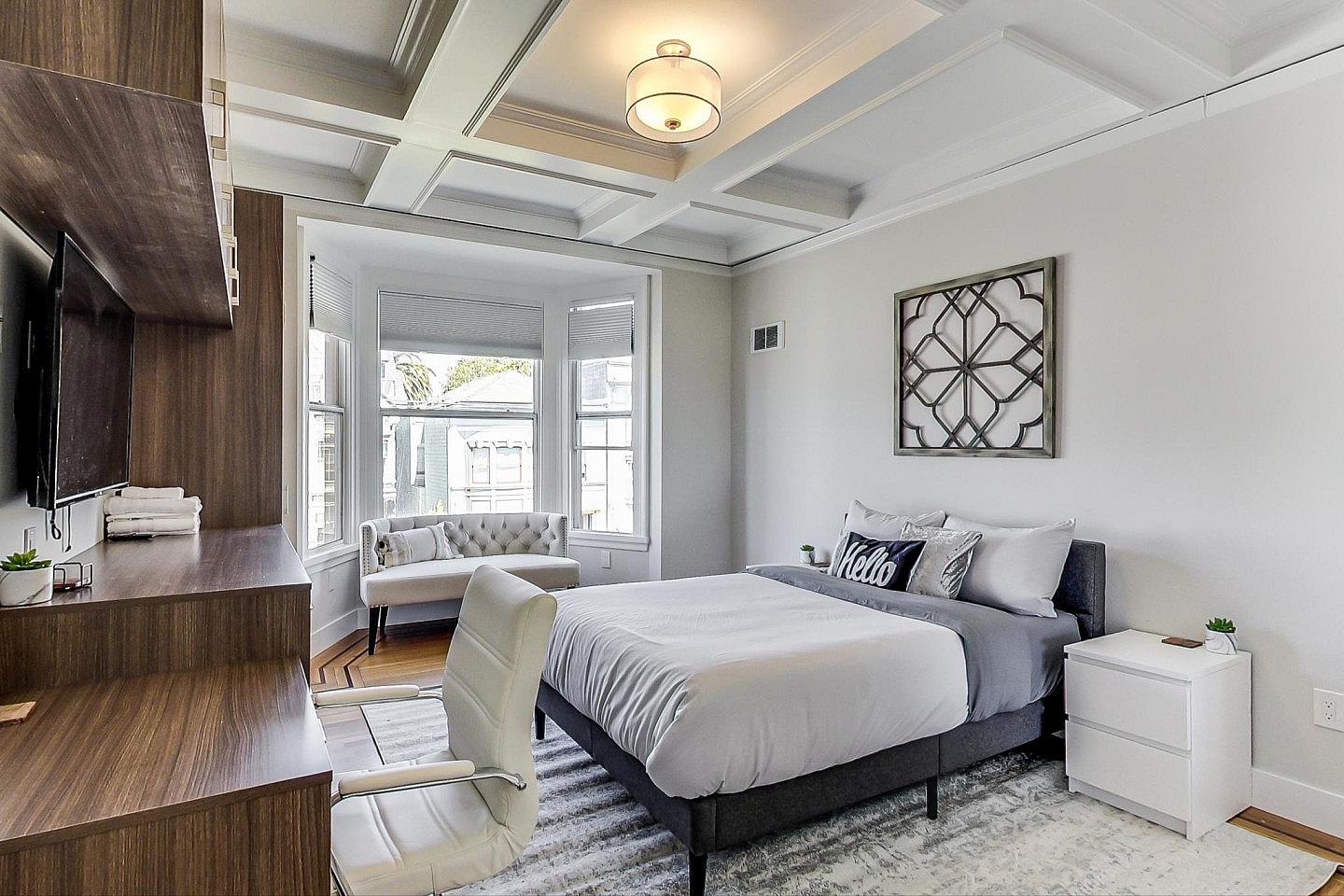  Room 2  -  New 2020 Rebuild w/ Shared Patio + Yard  - Gallery -  14