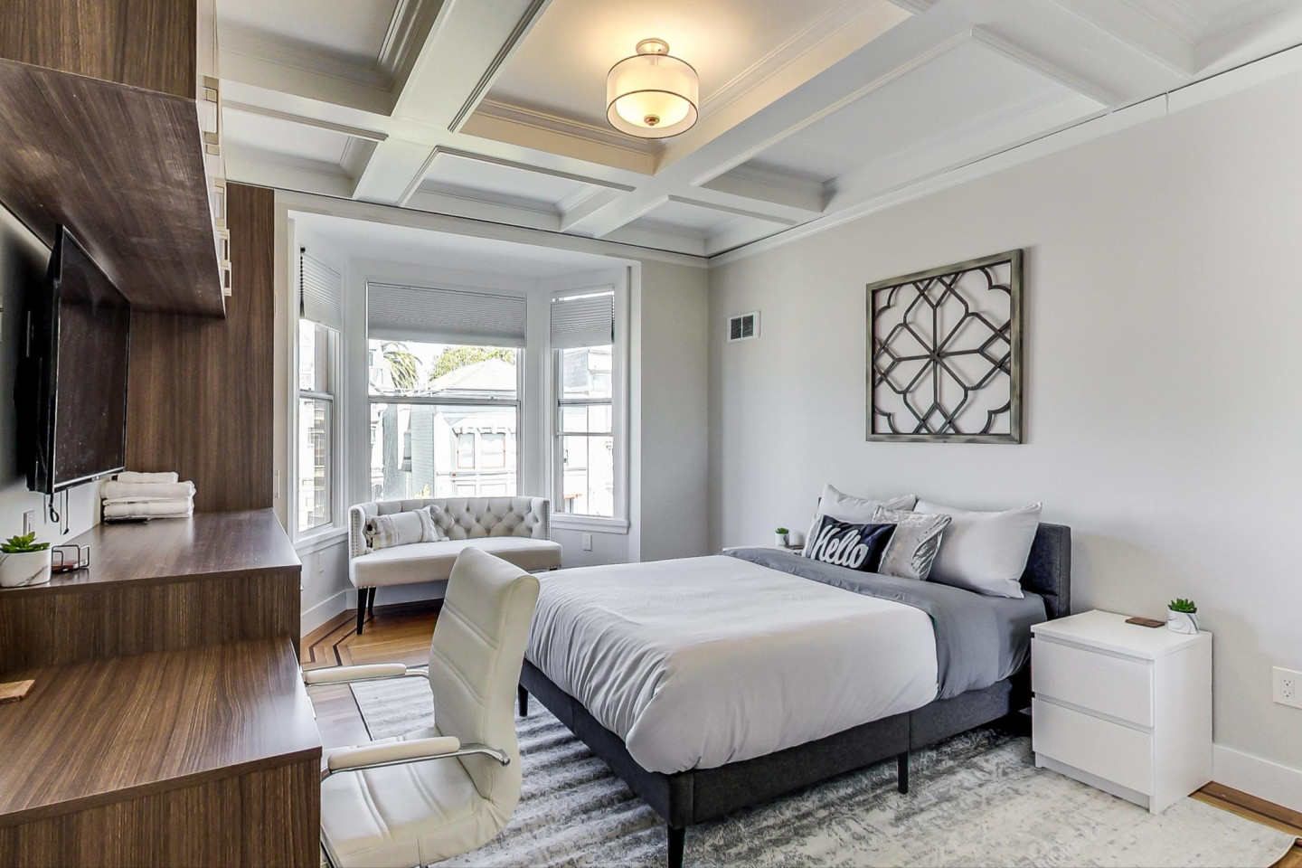  Room 2  -  New 2020 Rebuild w/ Shared Patio + Yard  - Gallery -  8