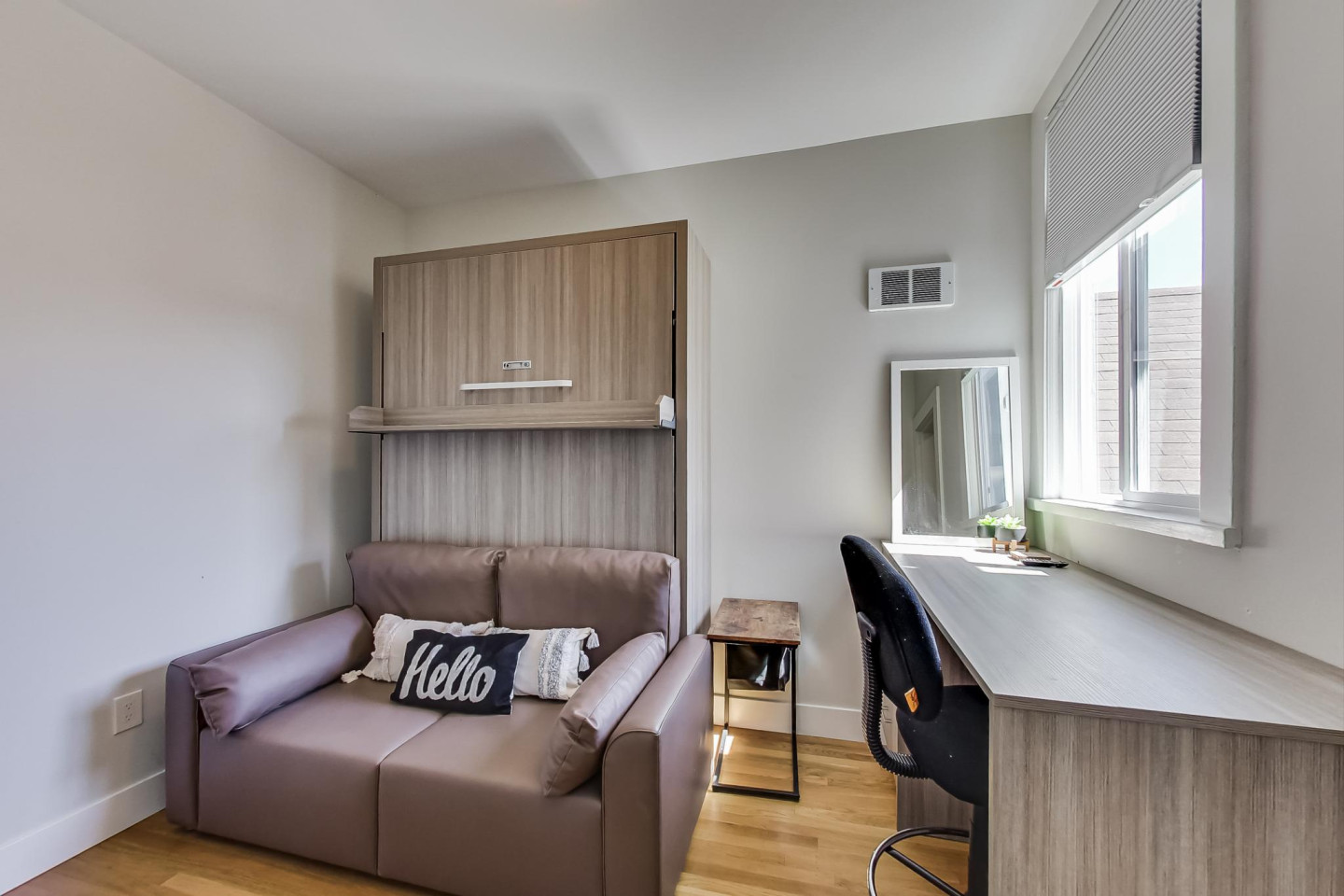  Room 4  -  New 2020 Rebuild w/ Shared Patio + Yard  - Gallery -  15