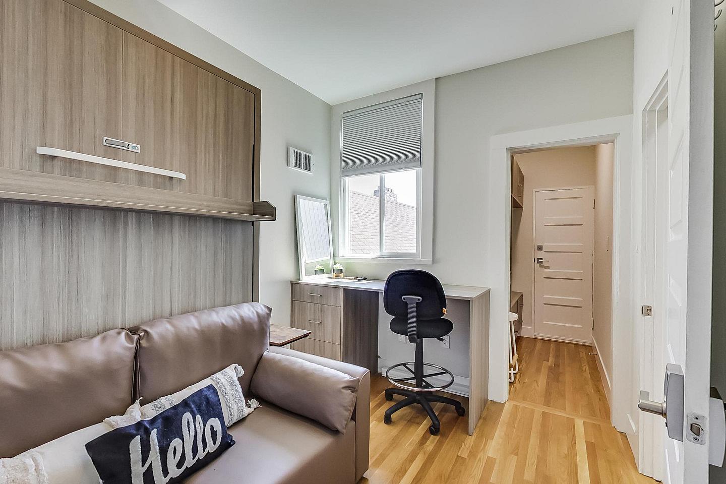  Room 4  -  New 2020 Rebuild w/ Shared Patio + Yard  - Gallery -  26