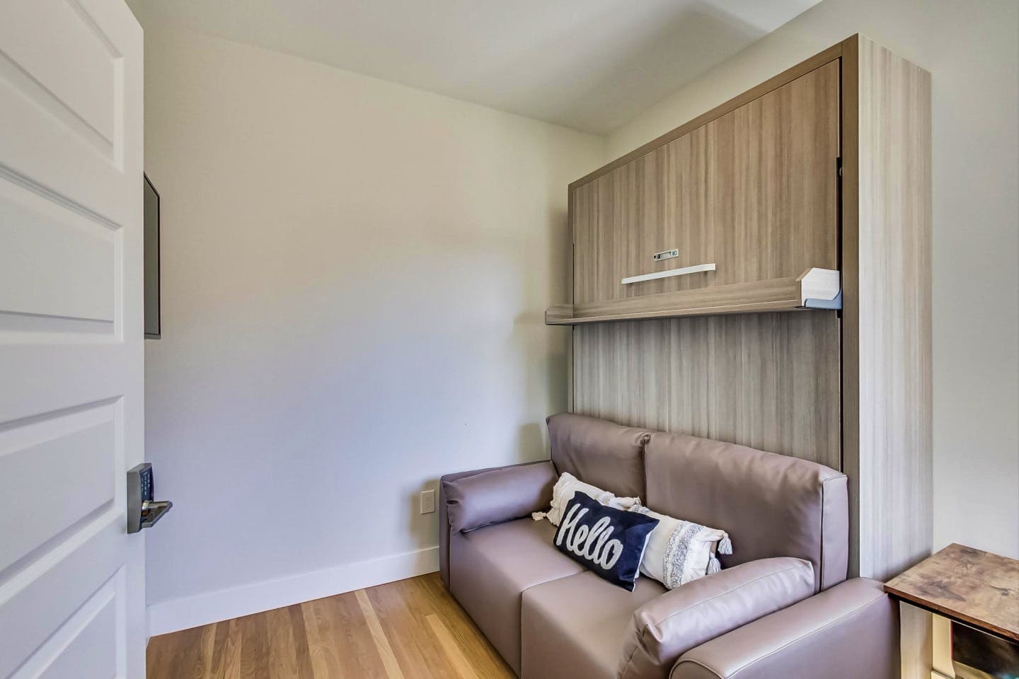  Room 4  -  New 2020 Rebuild w/ Shared Patio + Yard  - Gallery -  3