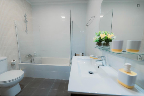 Colourful Twin Bedroom close to Morro Garden  - Gallery -  5