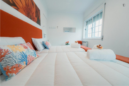 Colourful Twin Bedroom close to Morro Garden