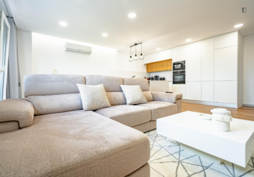 Luxury 3 Bedroom Apartment close to Botanical Garden of the Coimbra University - Gallery - 32