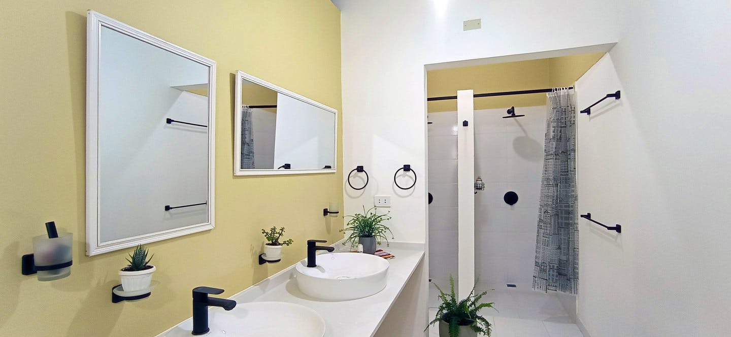 Private Room W/shared Bathroom Women Only - 6