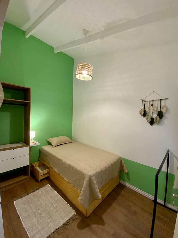 Private Room W/shared Bathroom Women Only - 32