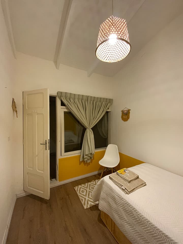 Medium Room Shared/bathroom (With Visits) - 7
