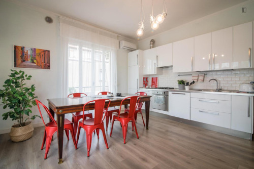 Single or double bedroom in a shared apartment