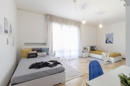Twin bedroom in a 3 bedroom apartment
