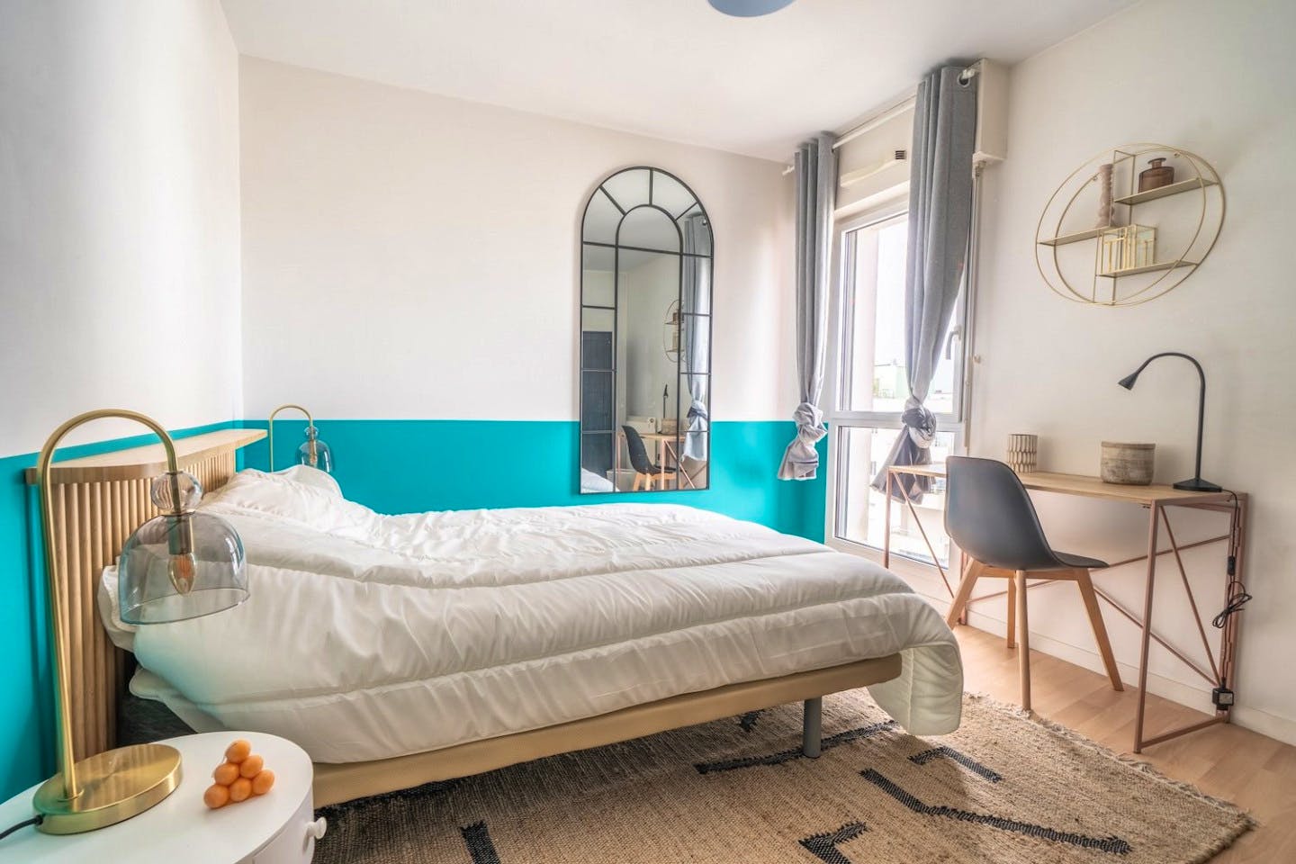 Move Into This Contemporary 12 M² Room - 8