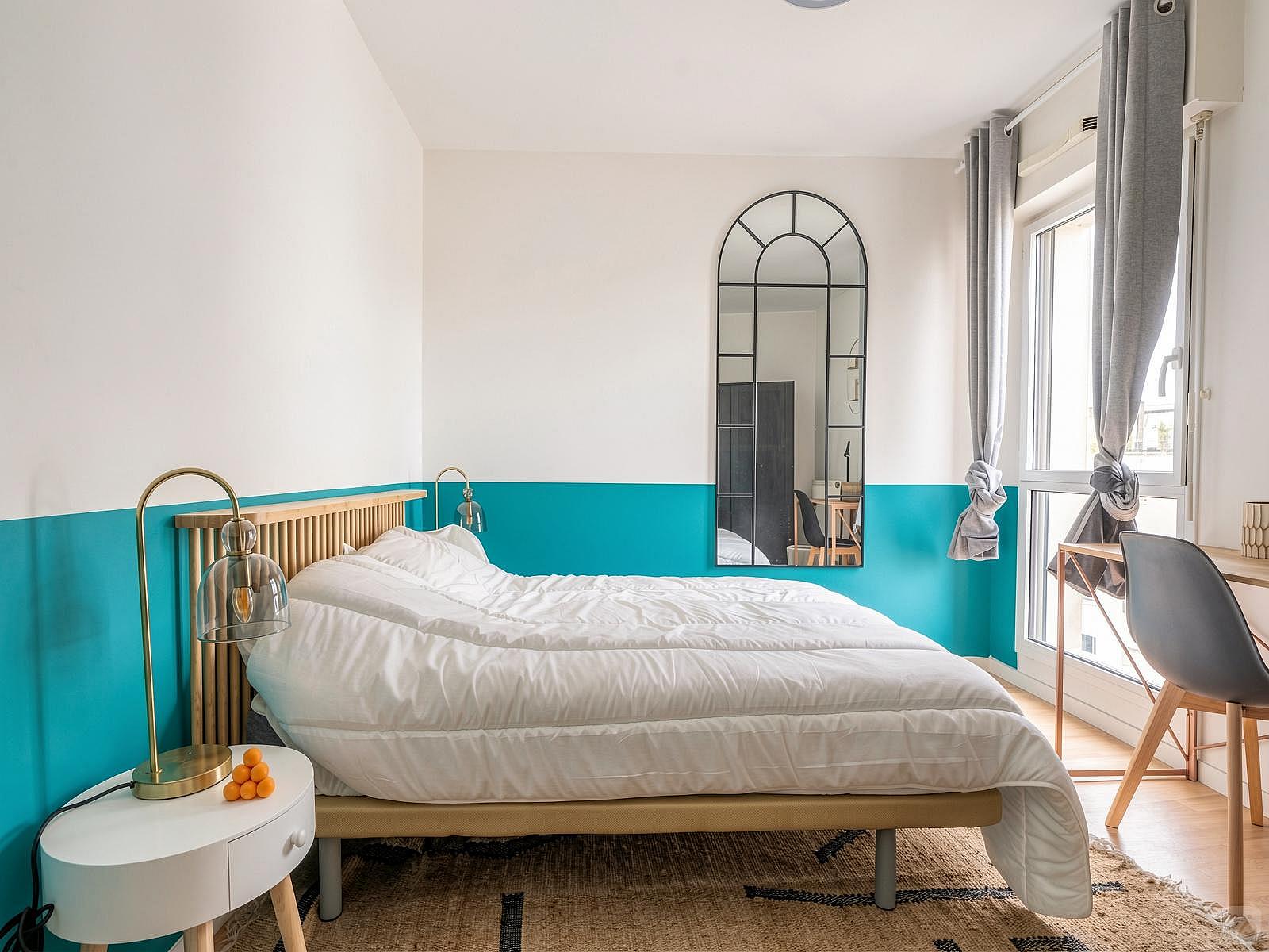 Move Into This Contemporary 12 M² Room - 1