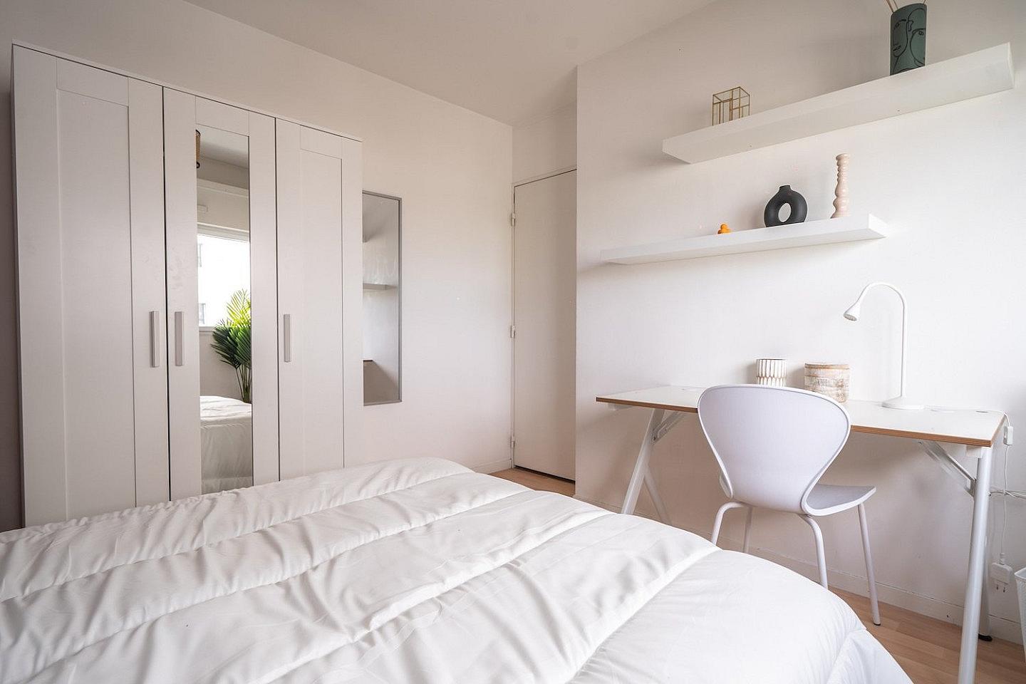 Move Into This Elegant 11 M² Room For Rent - 1