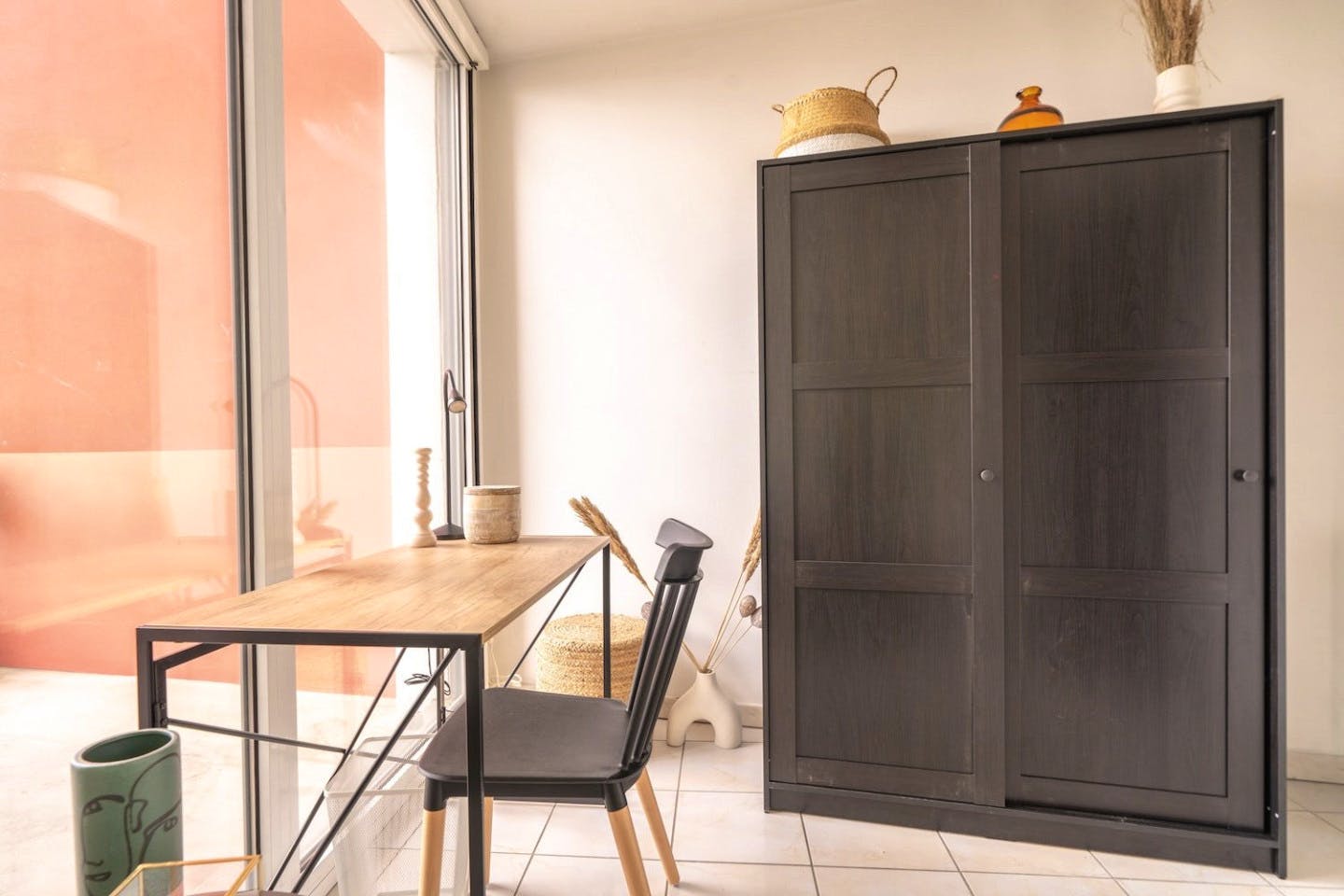 Move Into This Chic 14 M² Room - 6