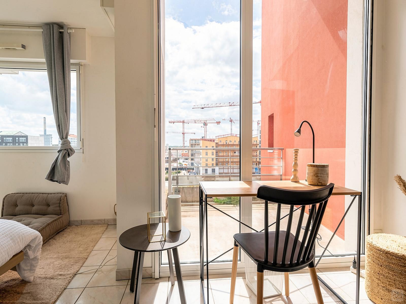Move Into This Chic 14 M² Room - 19