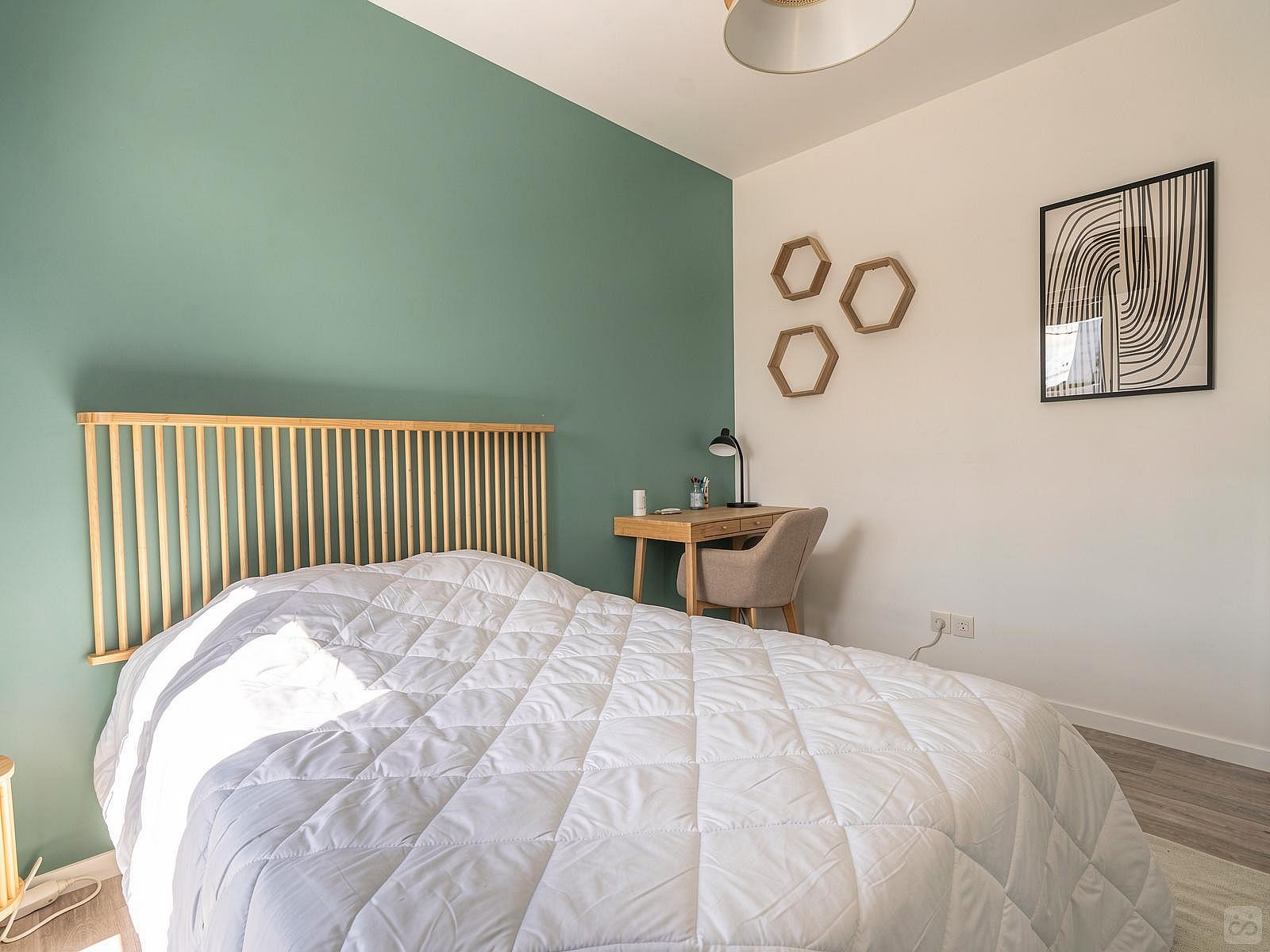 Move Into This Minimalist 12 M² Room For Rent - 6