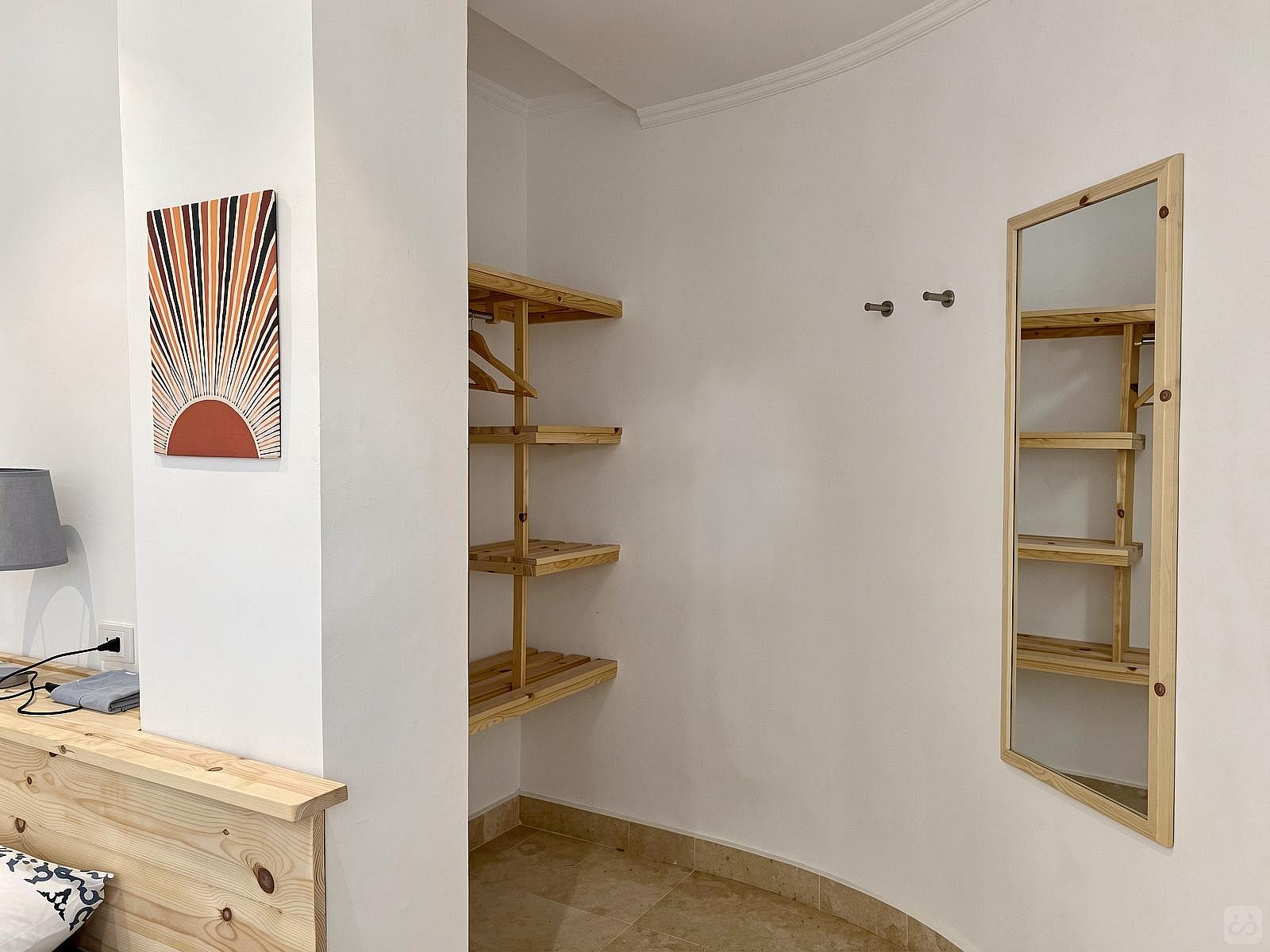Double Bedroom, Shared Bathroom - 21