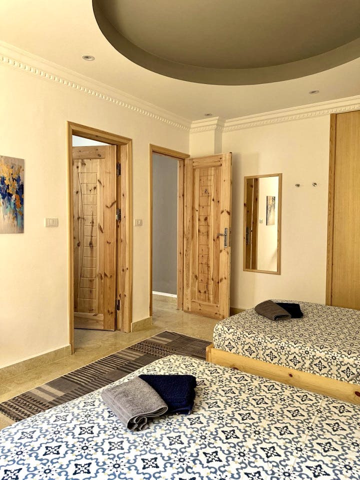 Bed In A 2-Bed Mixed Gender Room - 11