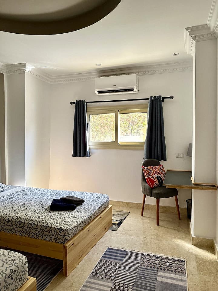 Bed In A 2-Bed Mixed Gender Room - 27