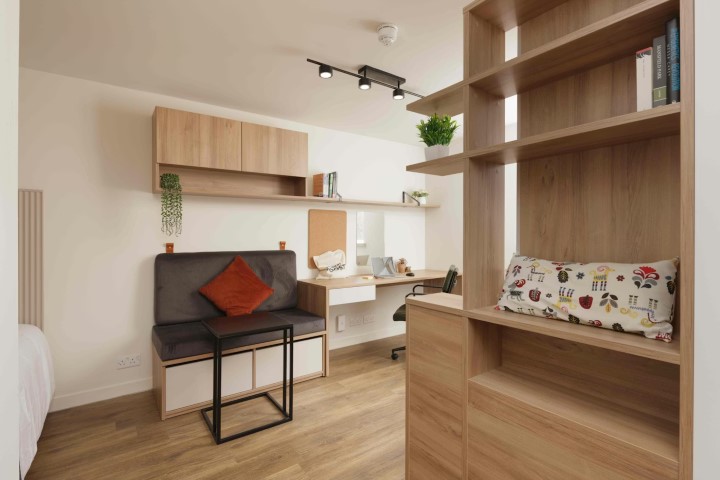 Studio Gold Balcony - Panmure Court Roost - Gallery - 6