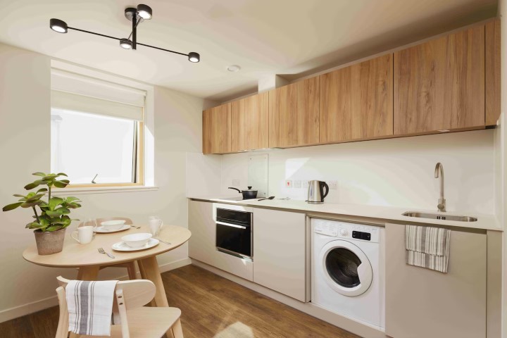 Studio Gold Balcony - Panmure Court Roost - Gallery - 5