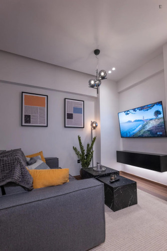 Aristo129 - Stylish Urban Retreat with Balcony by Metro - Gallery - 21