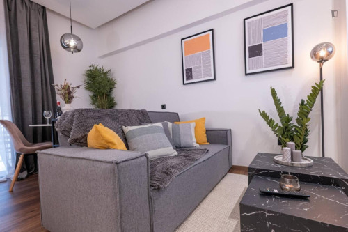Aristo129 - Stylish Urban Retreat with Balcony by Metro - Gallery - 17