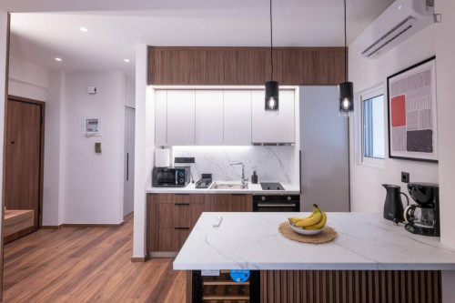 Aristo129 - Stylish Urban Retreat with Balcony by Metro - Gallery - 13