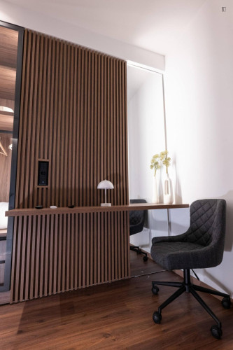 Aristo129 - Stylish Urban Retreat with Balcony by Metro - Gallery - 22