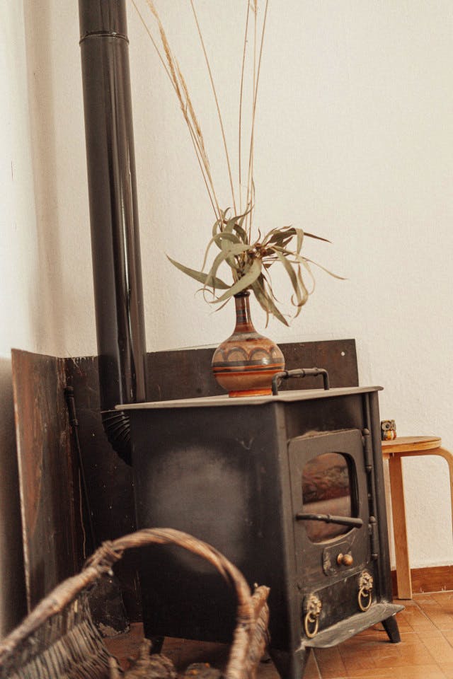  Cozy Room With Chimney (in Winter), Lavender  -  Lorca Home  - Gallery -  10