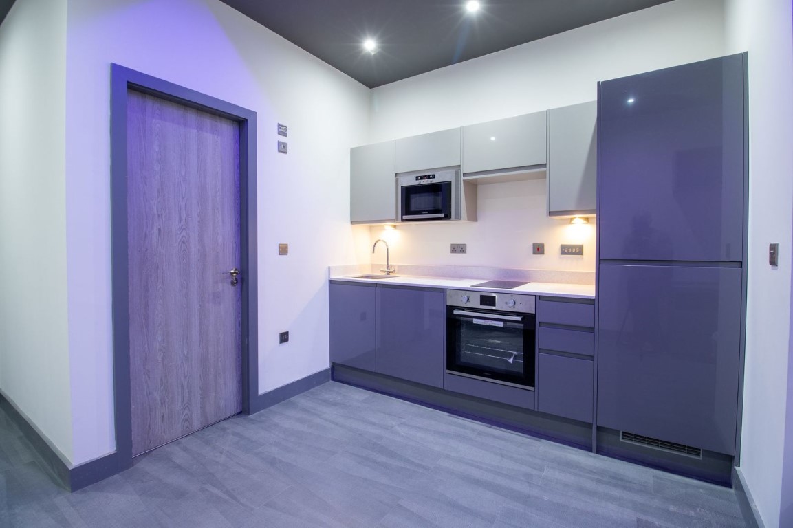  Studio Luxe B  -  Trinity Hall Apartments  - Gallery -  3