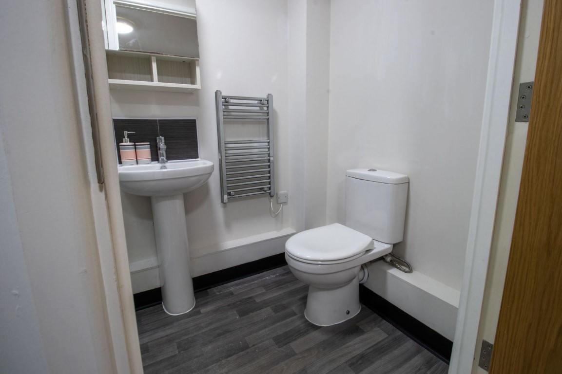  Studio  -  Trinity Hall Apartments  - Gallery -  7