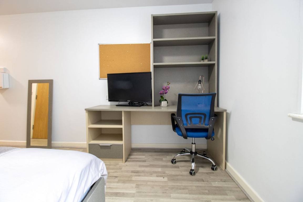  Cluster  -  Trinity Hall Apartments  - Gallery -  3