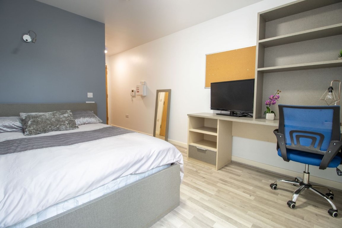  Cluster  -  Trinity Hall Apartments  - Gallery -  1